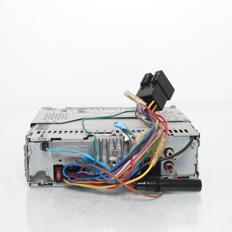 Bilstereo (KDC-W4537U) från Kenwood - Vinkel 3