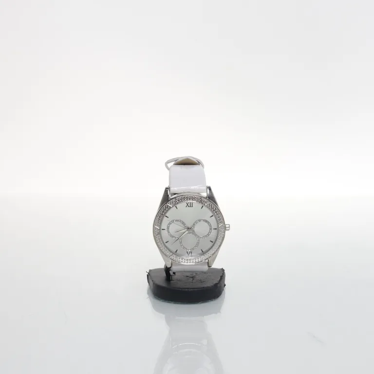 Montre (Blanc, Argent) de LBVYR