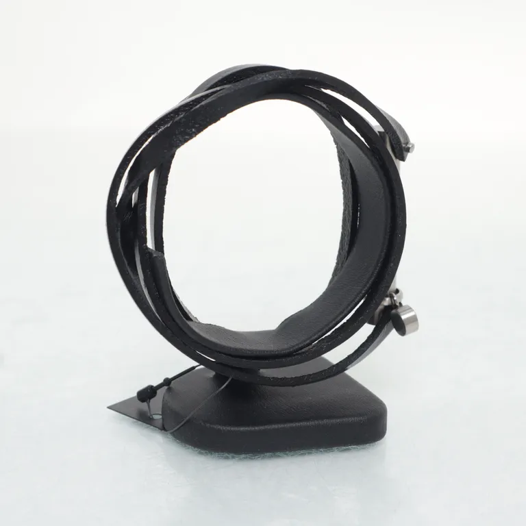 Armband (Svart) från Coal Okänd metall - Vinkel 2