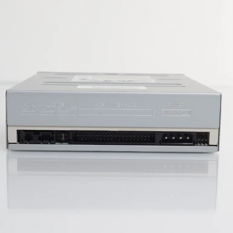 Extern CD/DVD läsare (Beige) från Memorex - Vinkel 2