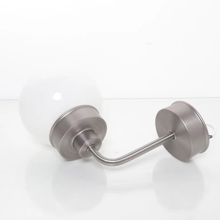 Vägglampa (Frihult) från IKEA - Vinkel 2