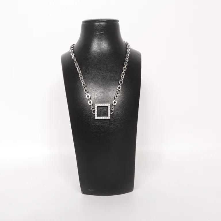 Halsband (Silverfärgad) från Coal Okänd metall
