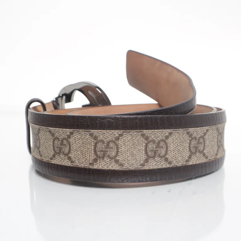 Bälte (GG Supreme Belt with Double G Buckle) från Gucci - Vinkel 2