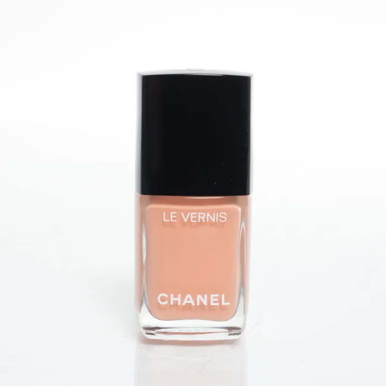 Nagellack (Rosa) från Chanel - Vinkel 2