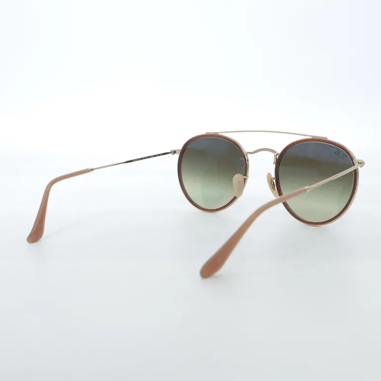Solglasögon (RB3647-N) från Ray-Ban - Vinkel 3