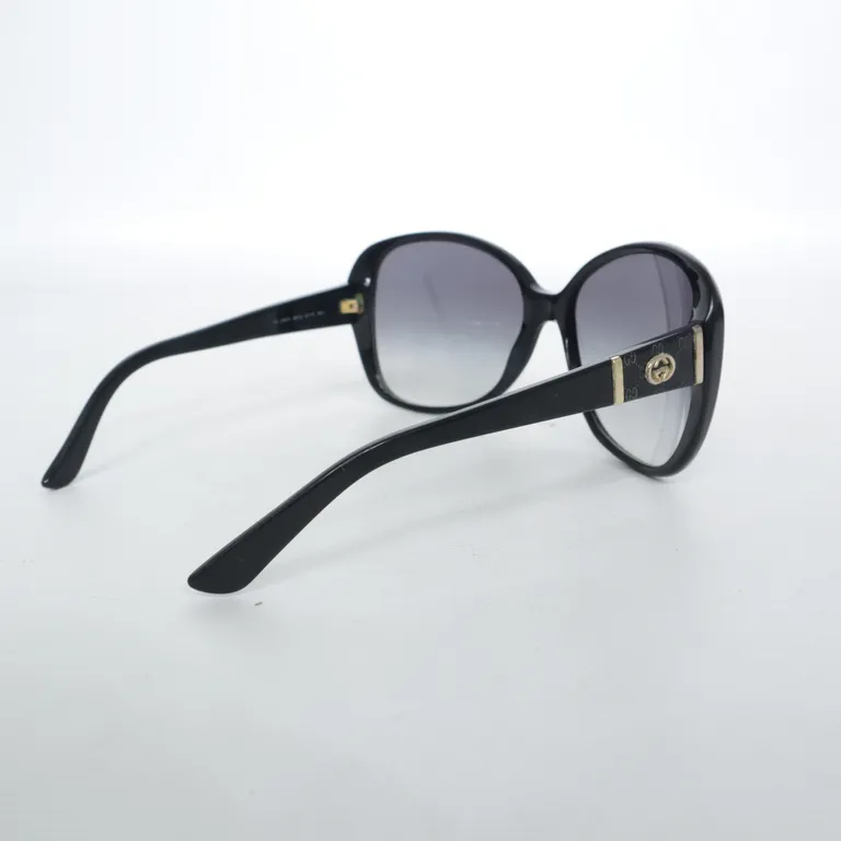 Solglasögon (GG 3126/S) från Gucci - Vinkel 3