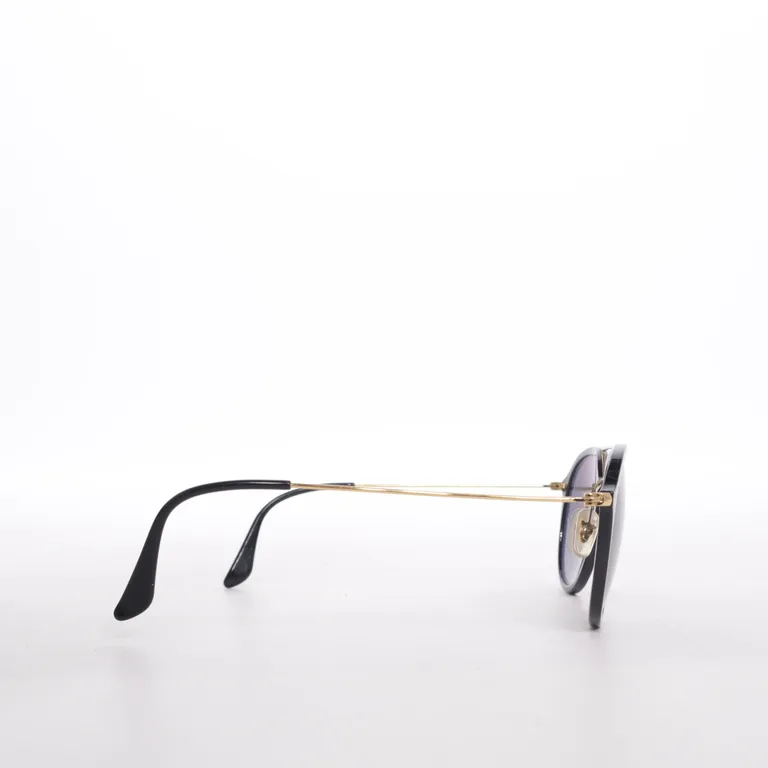 Solglasögon (RB 4253 601/71) från Ray-Ban - Vinkel 4