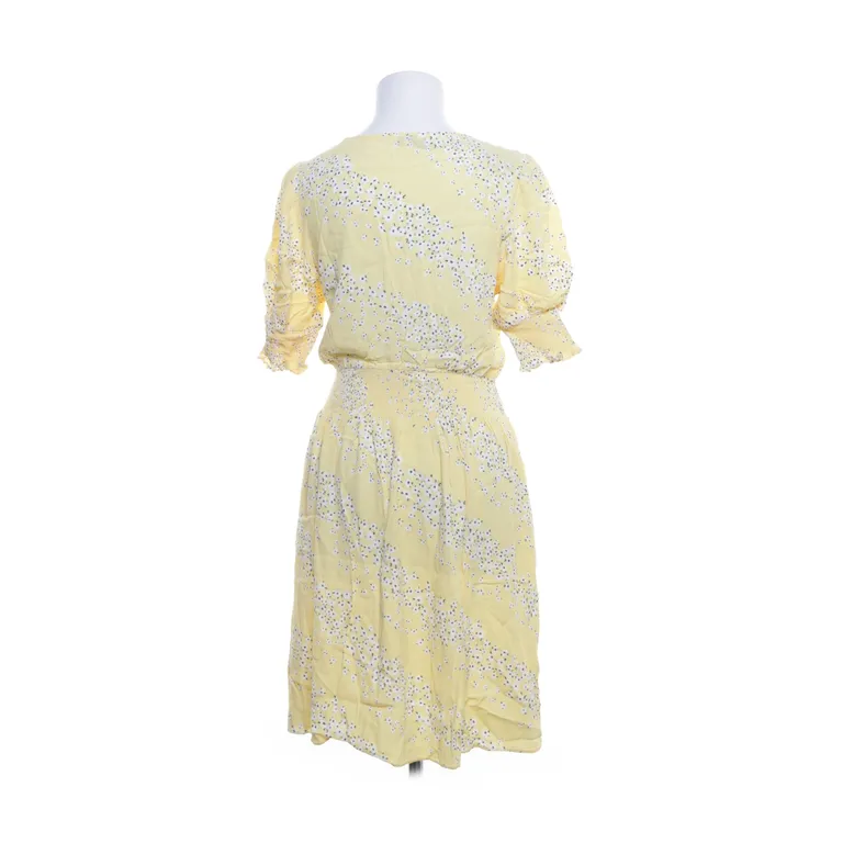 Robe (Jaune) de MbyM - Angle 2