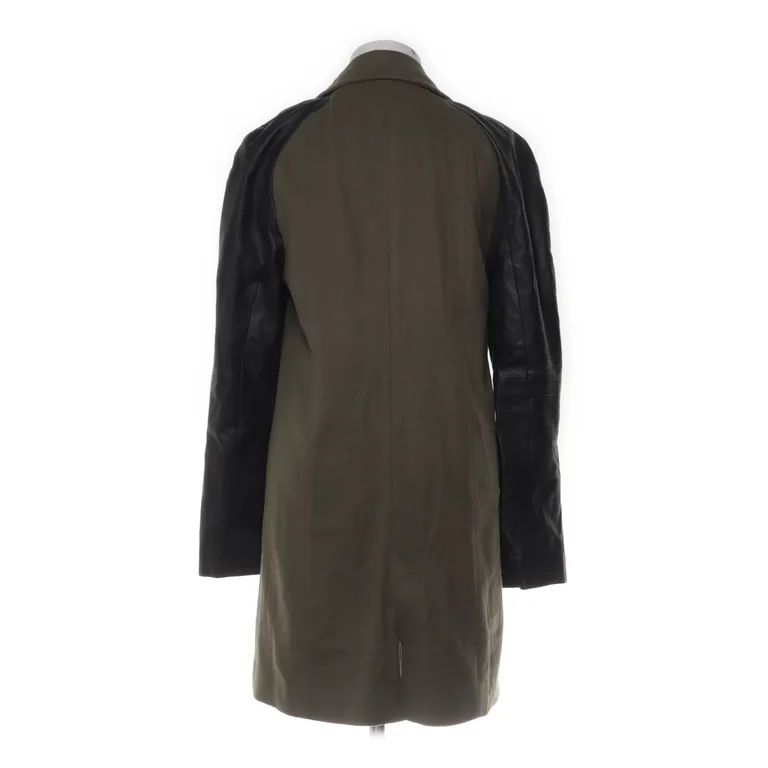 Kappa (Grön, Svart) från Gestuz Polyester, Viskos, Elastan - Vinkel 2