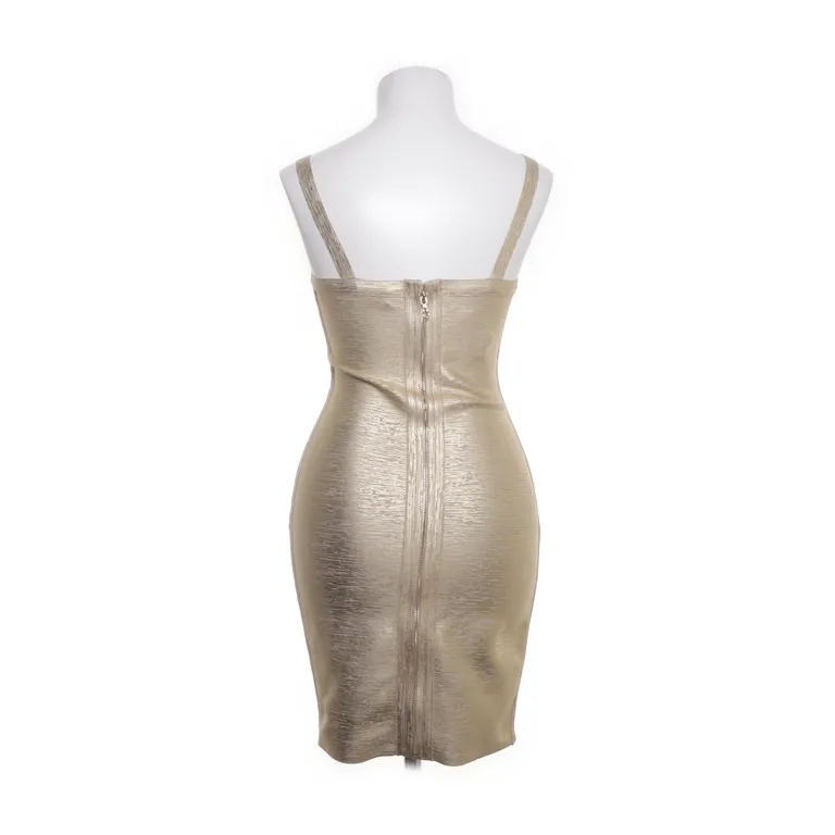 Cocktail dress (Gold) from Bella Barnett | Sellpy Cocktail dress (Gold) from Bella Barnett | Sellpy