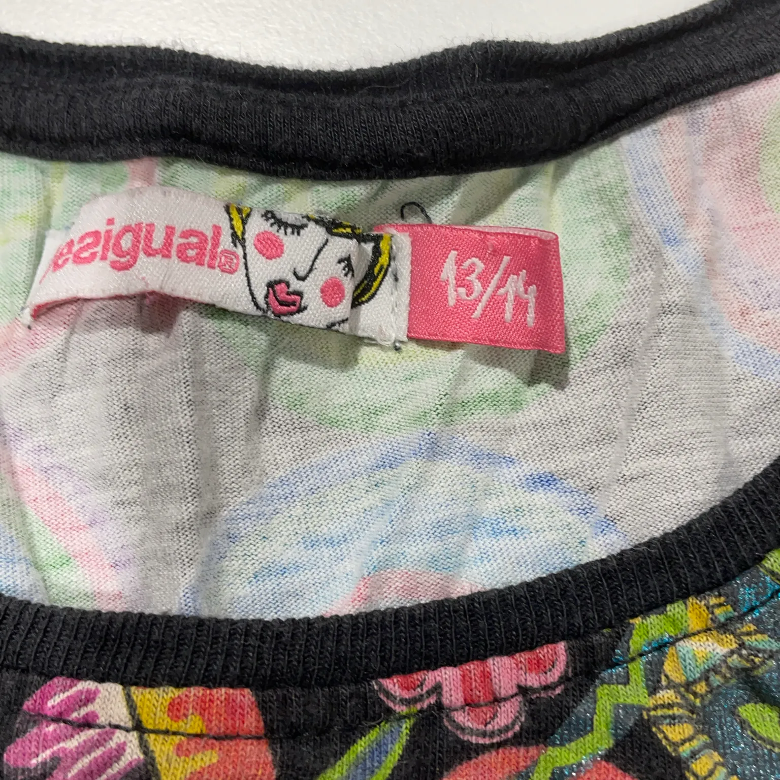 Desigual - bild 3