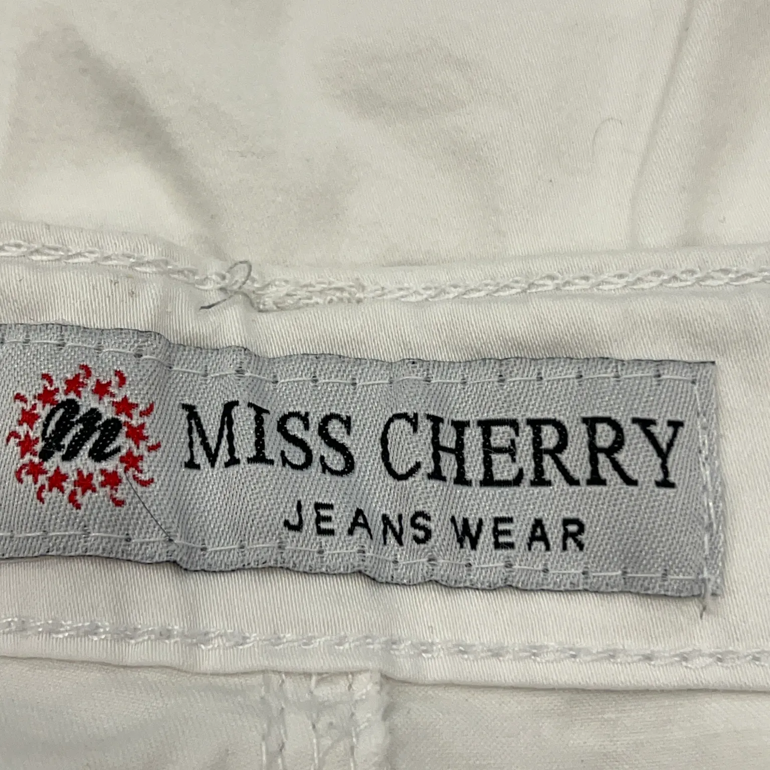 Miss Cherry - bild 3