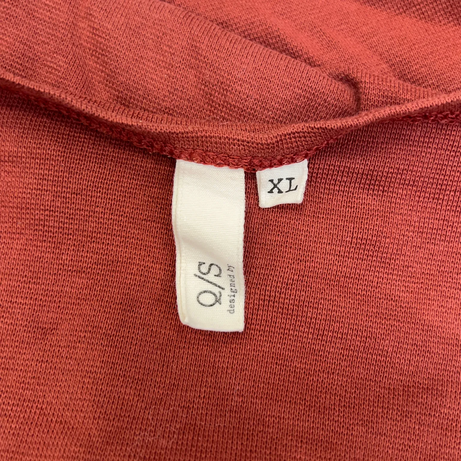 Q/S designed by - bild 3