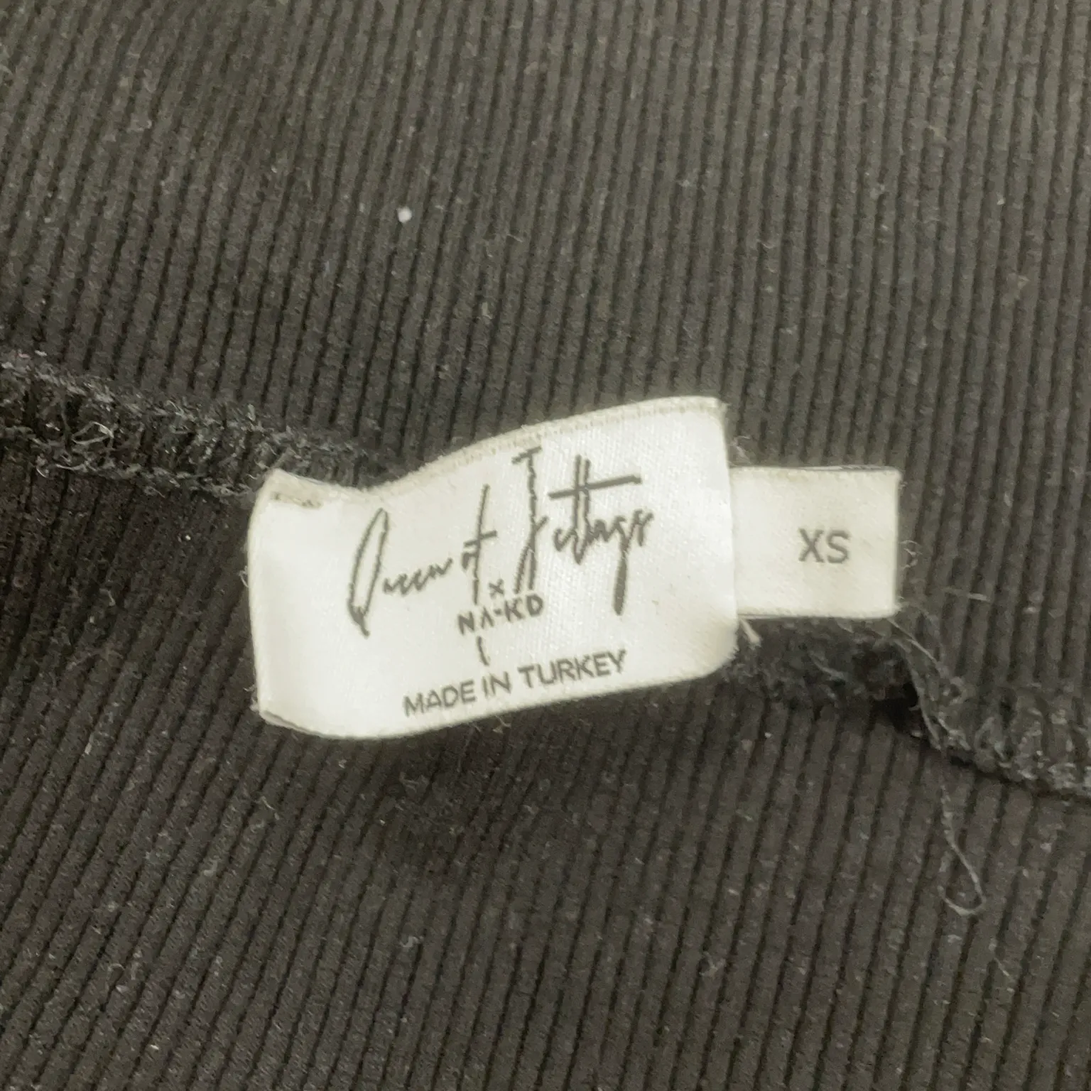 Queen of Jetlags x NA-KD - bild 3