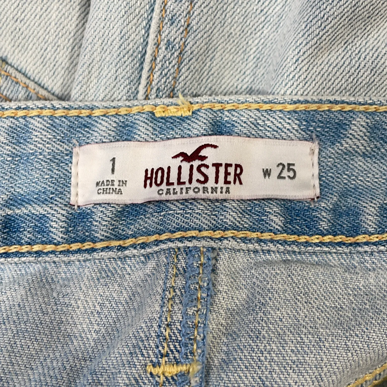 Hollister - bild 3