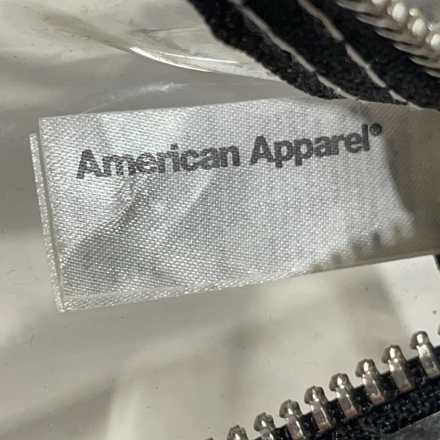 American Apparel - bild 3