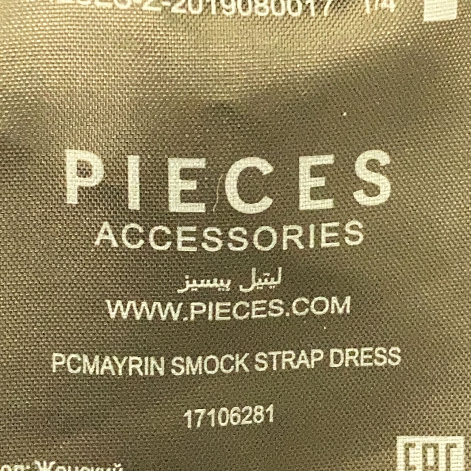 Pieces Accessories