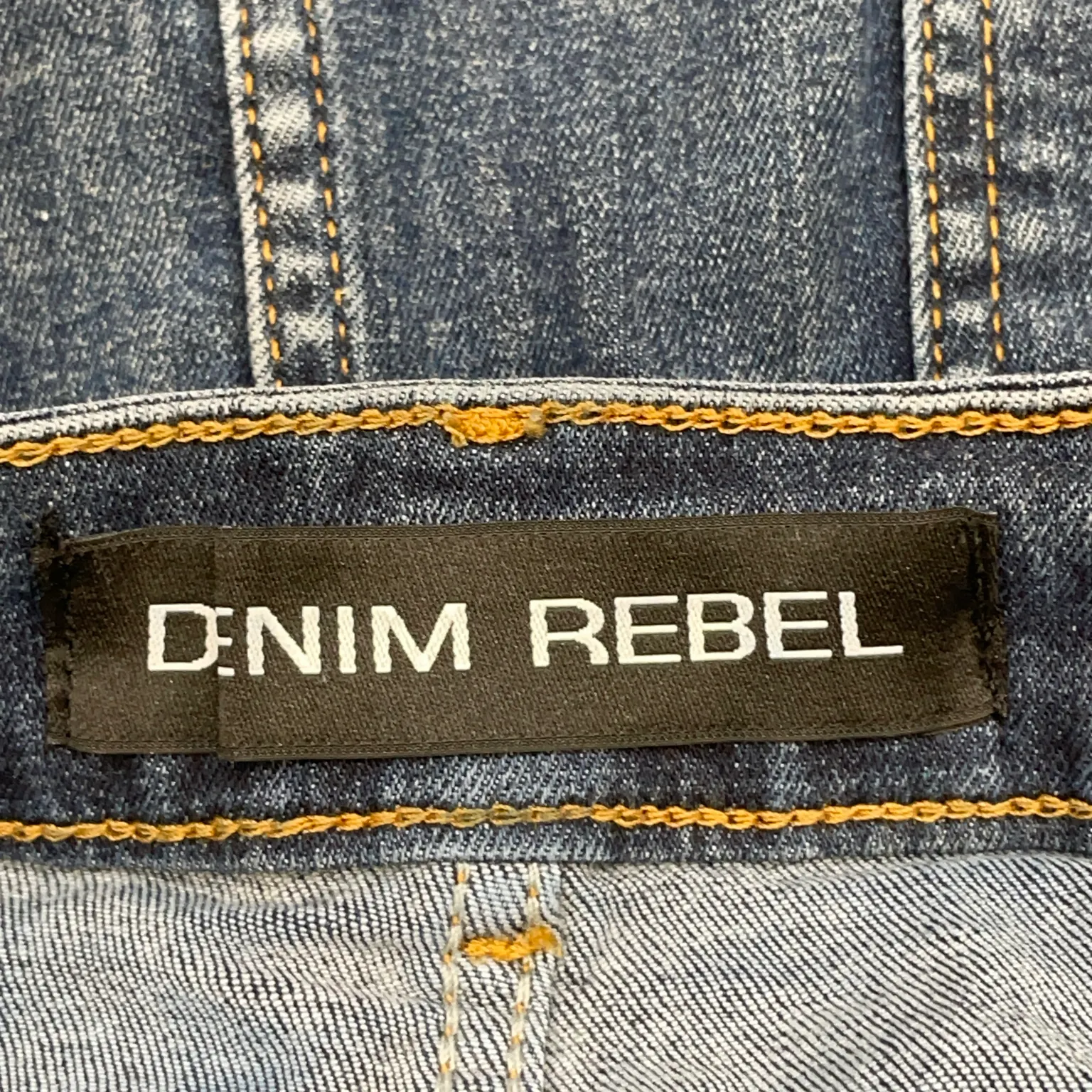 Denim Rebel - bild 3
