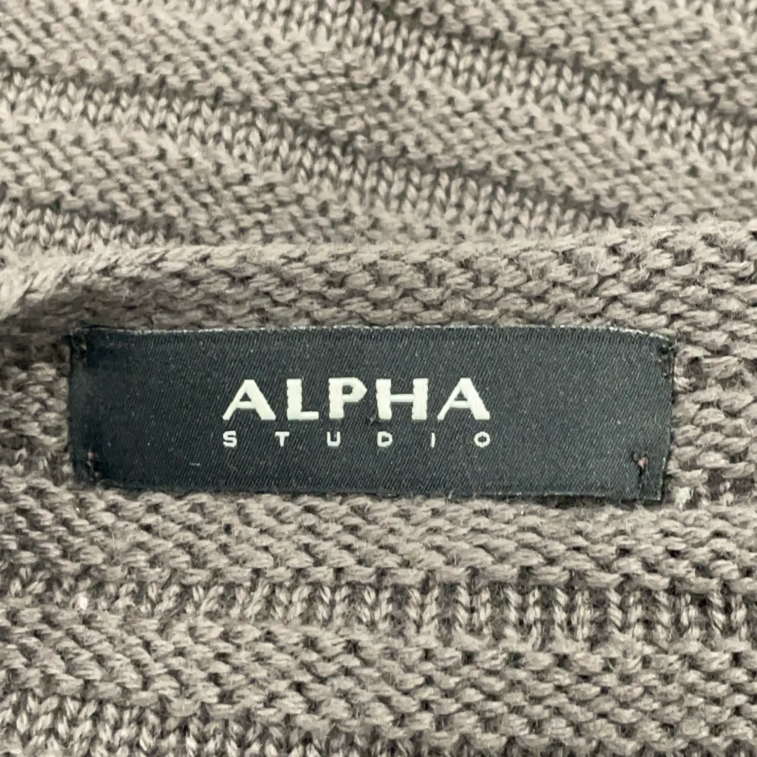 Alpha Studio - bild 3