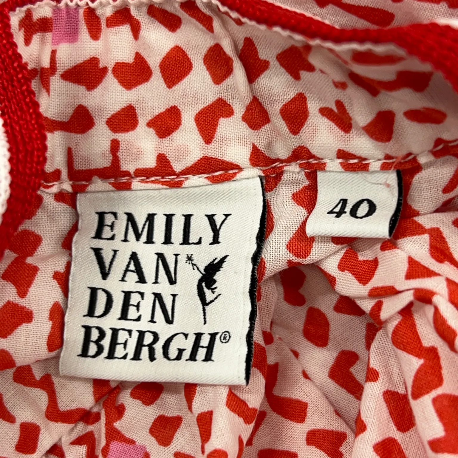 Emily van den Bergh - bild 3