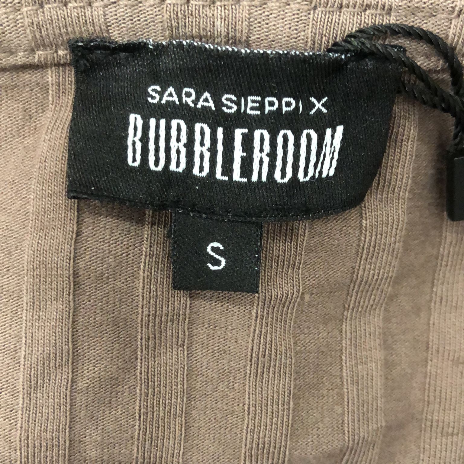 Sara Sieppi x Bubbleroom