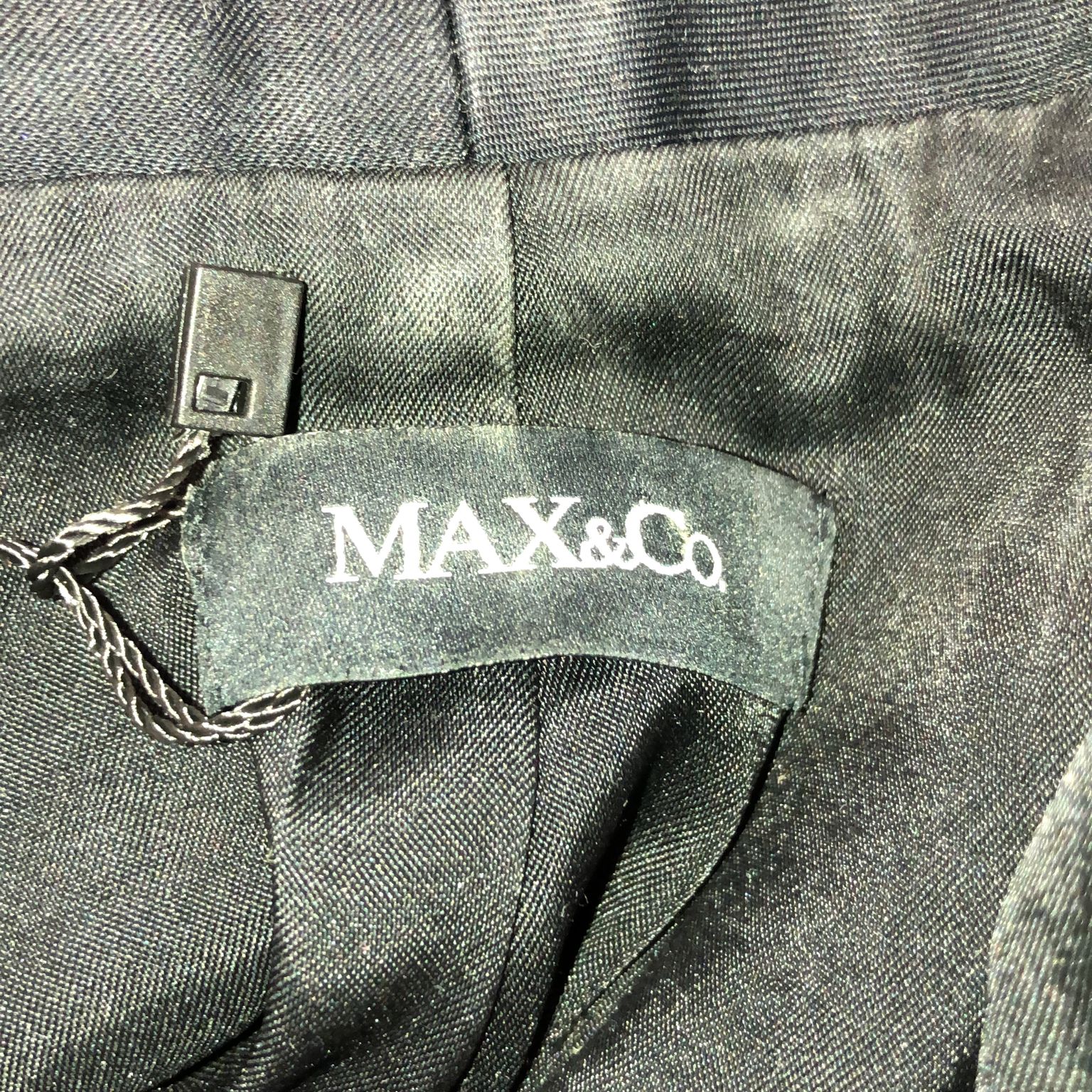 Max  Co