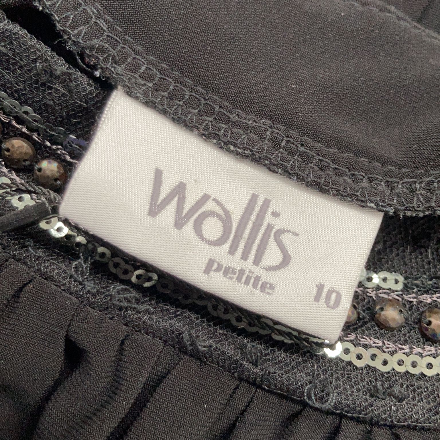 Wallis Petite