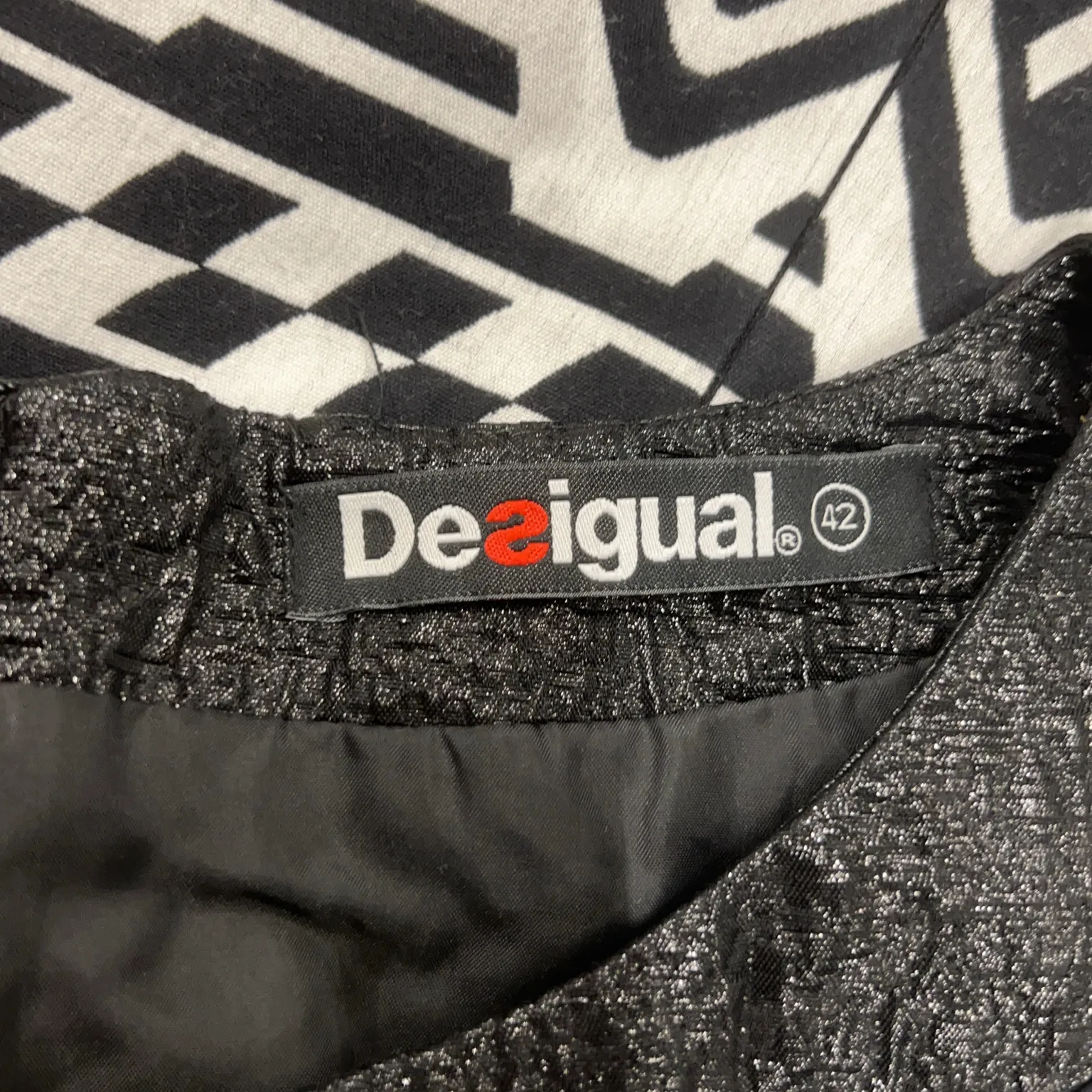 Desigual - bild 3