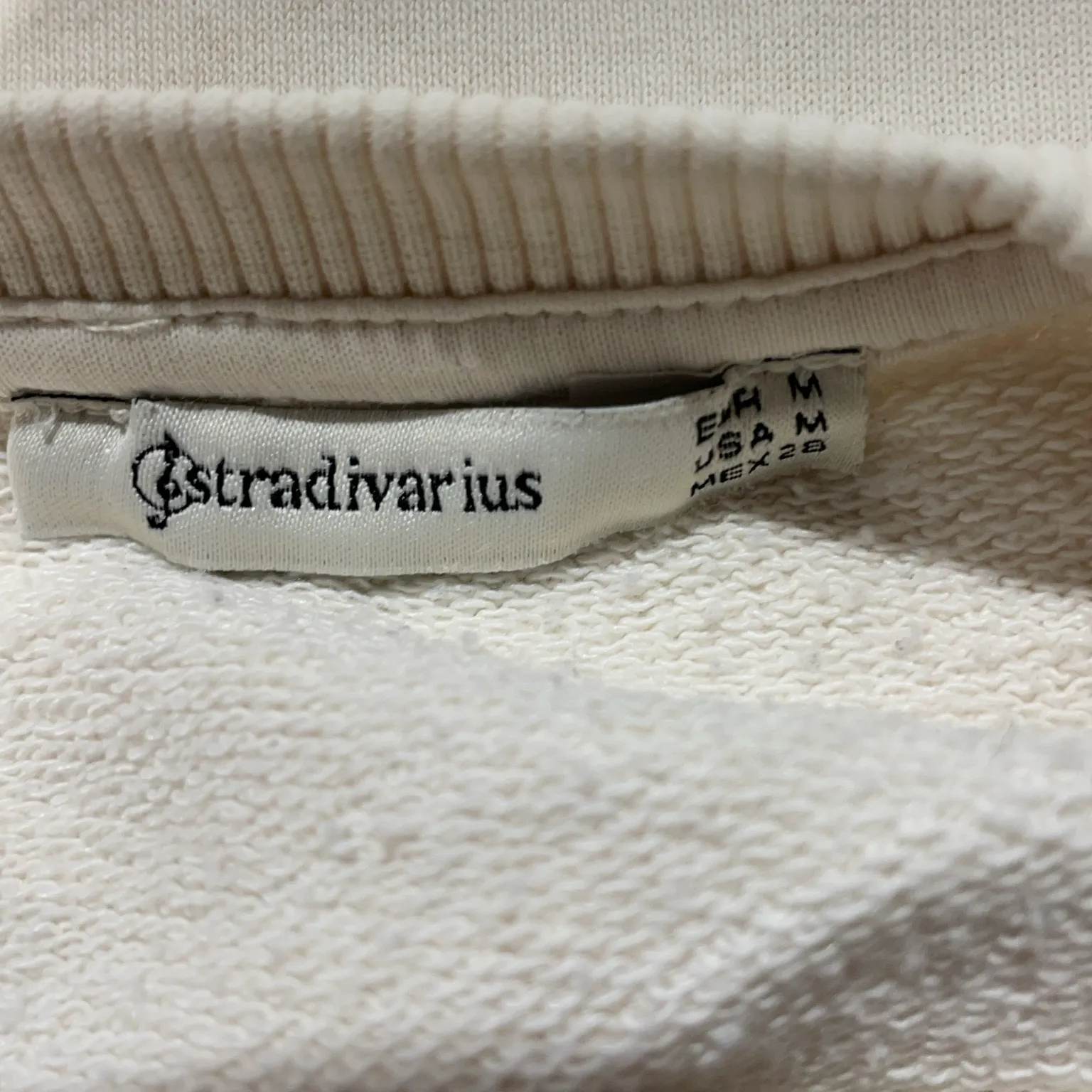 Stradivarius - bild 3