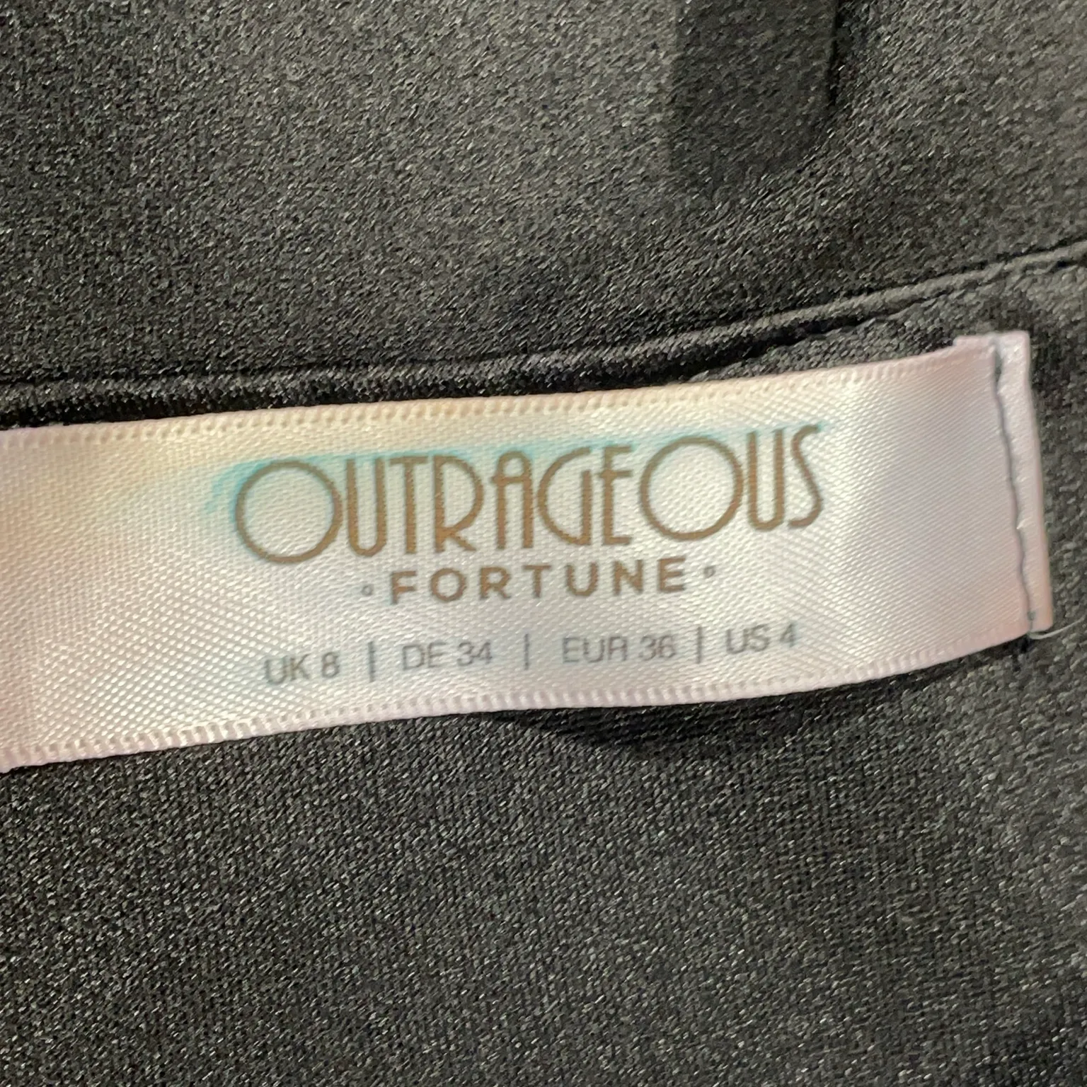 Outrageous Fortune - bild 3