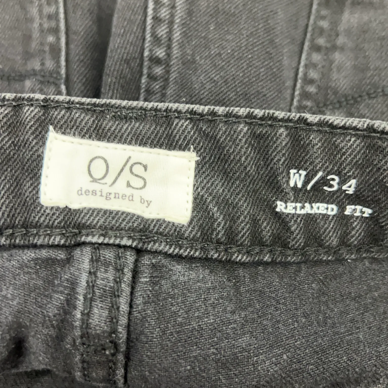 Q/S designed by - bild 3