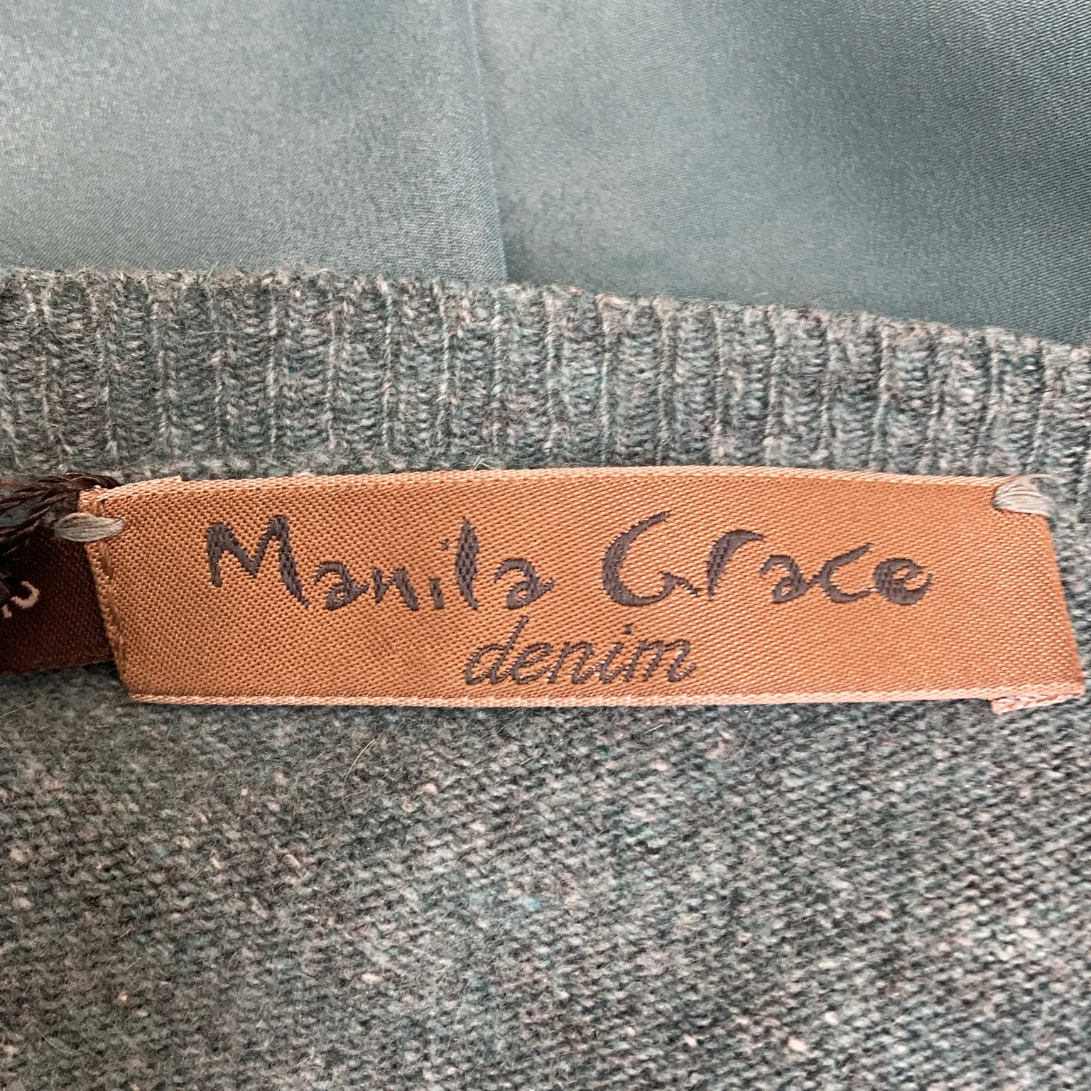 Manila Grace - bild 3