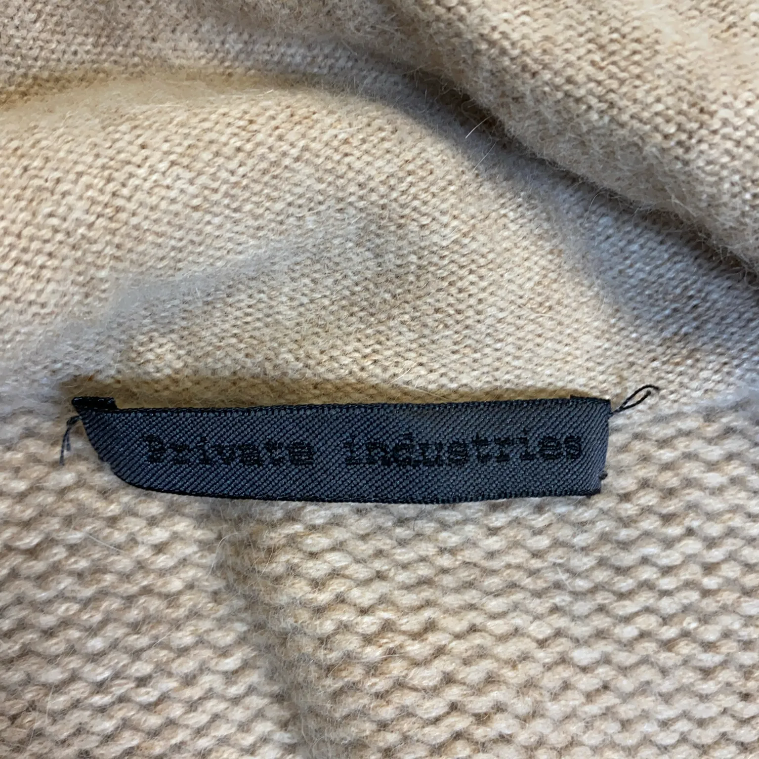 Private Industries - bild 3