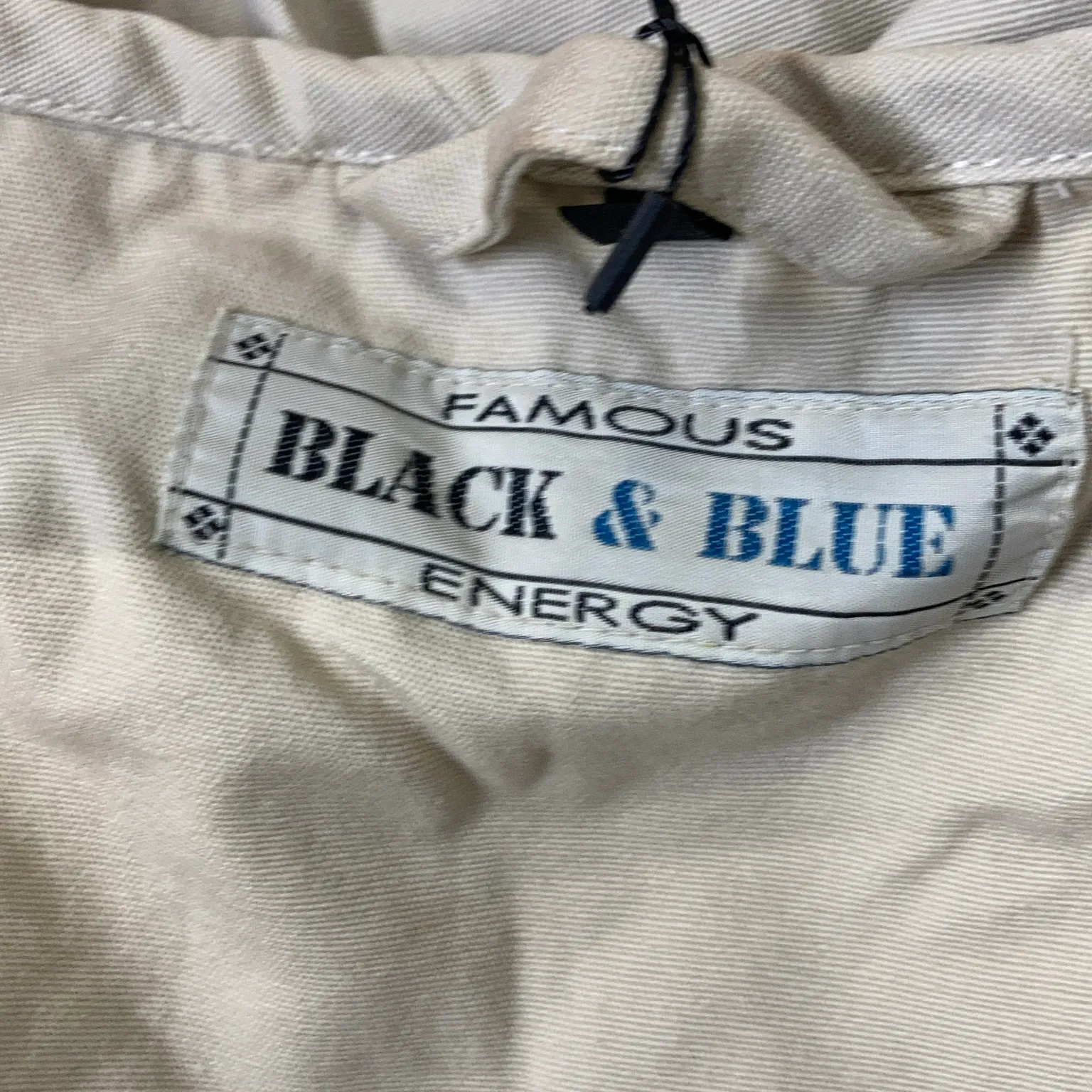 Black & Blue - bild 3