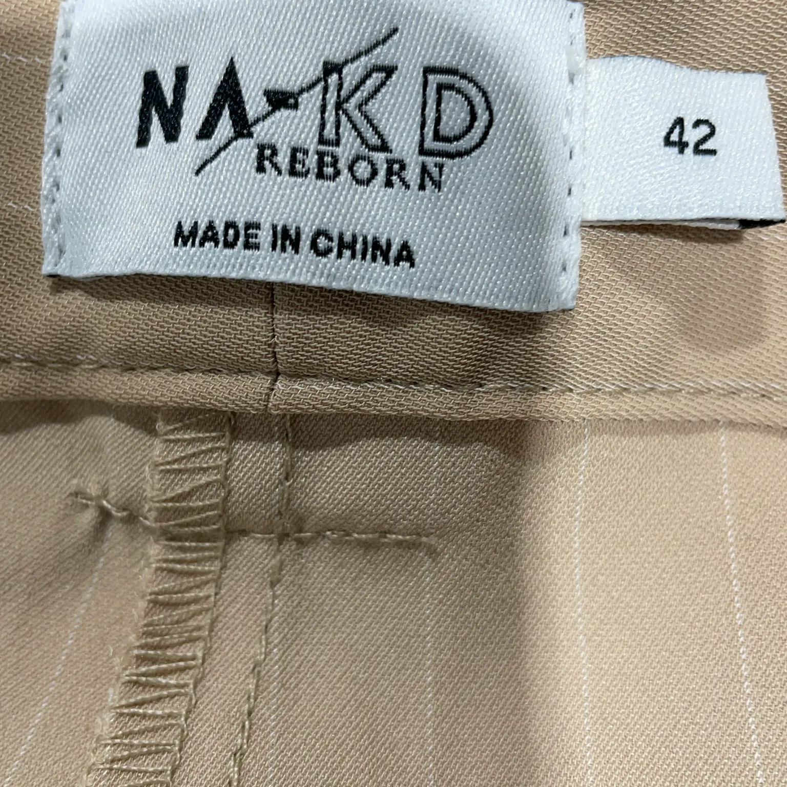 NA-KD Reborn - bild 3