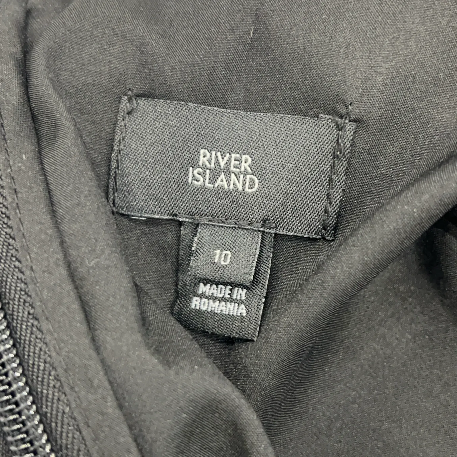 River Island - bild 3