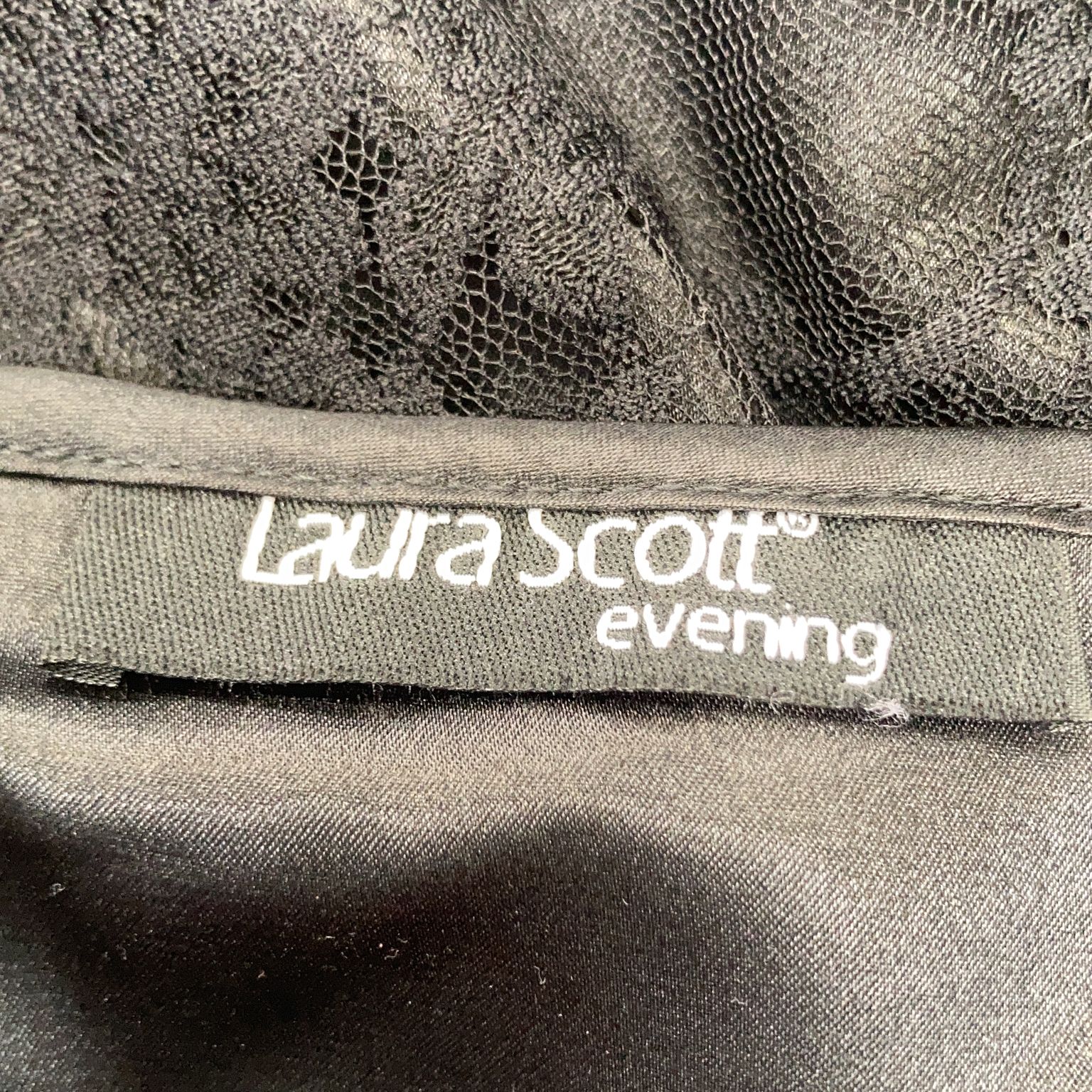 Laura Scott