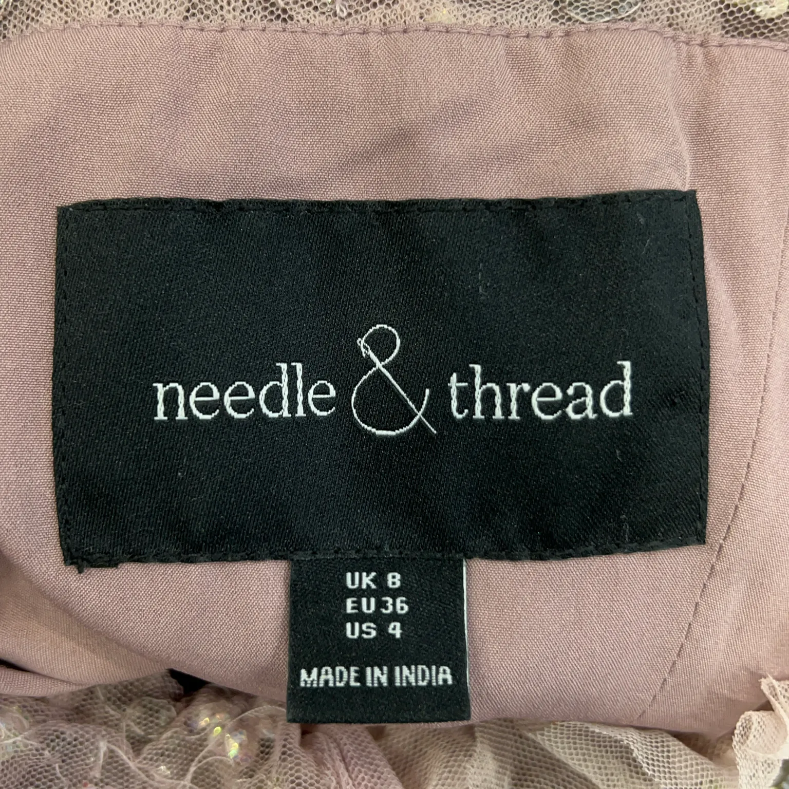 Needle & Thread - bild 3