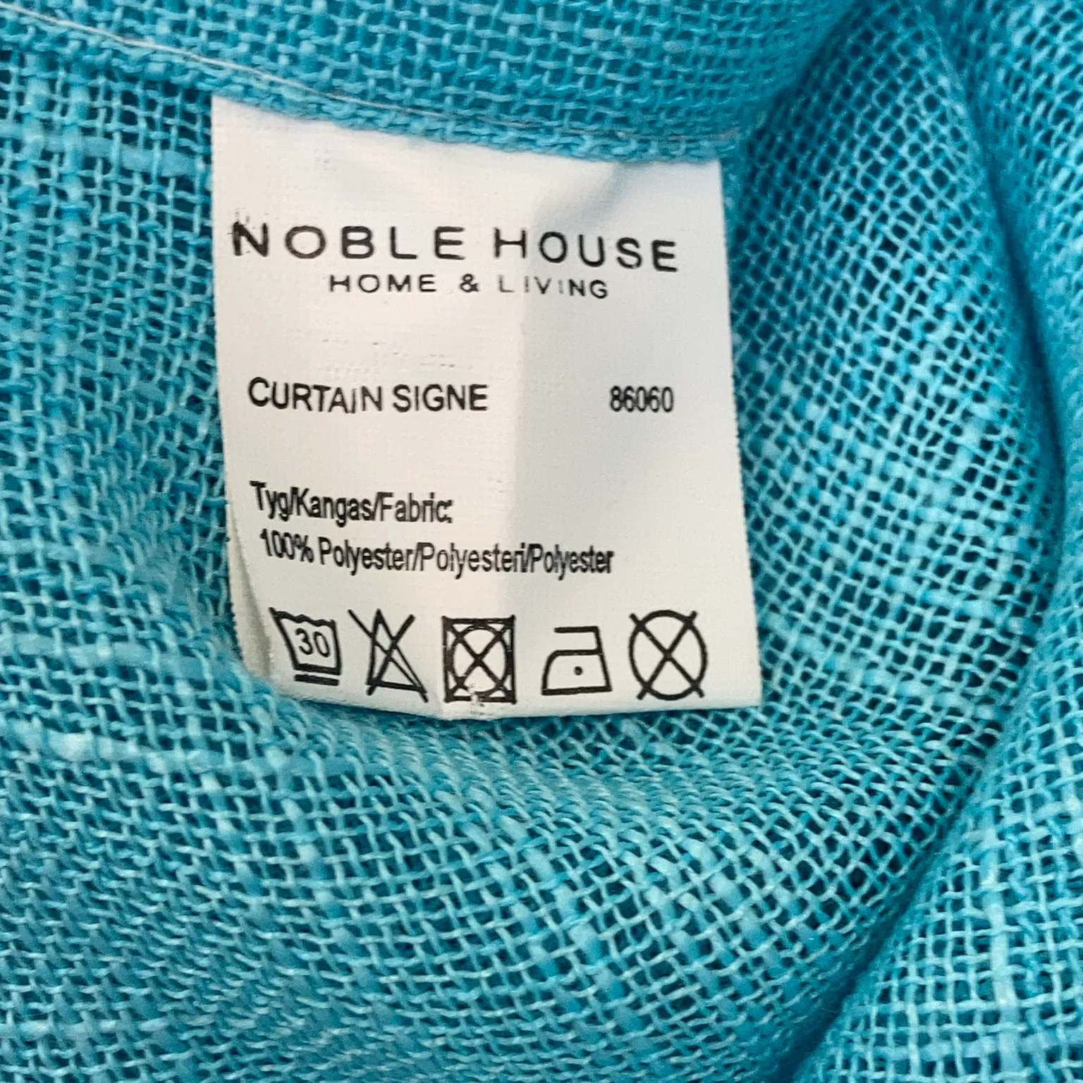 Noble House - bild 3