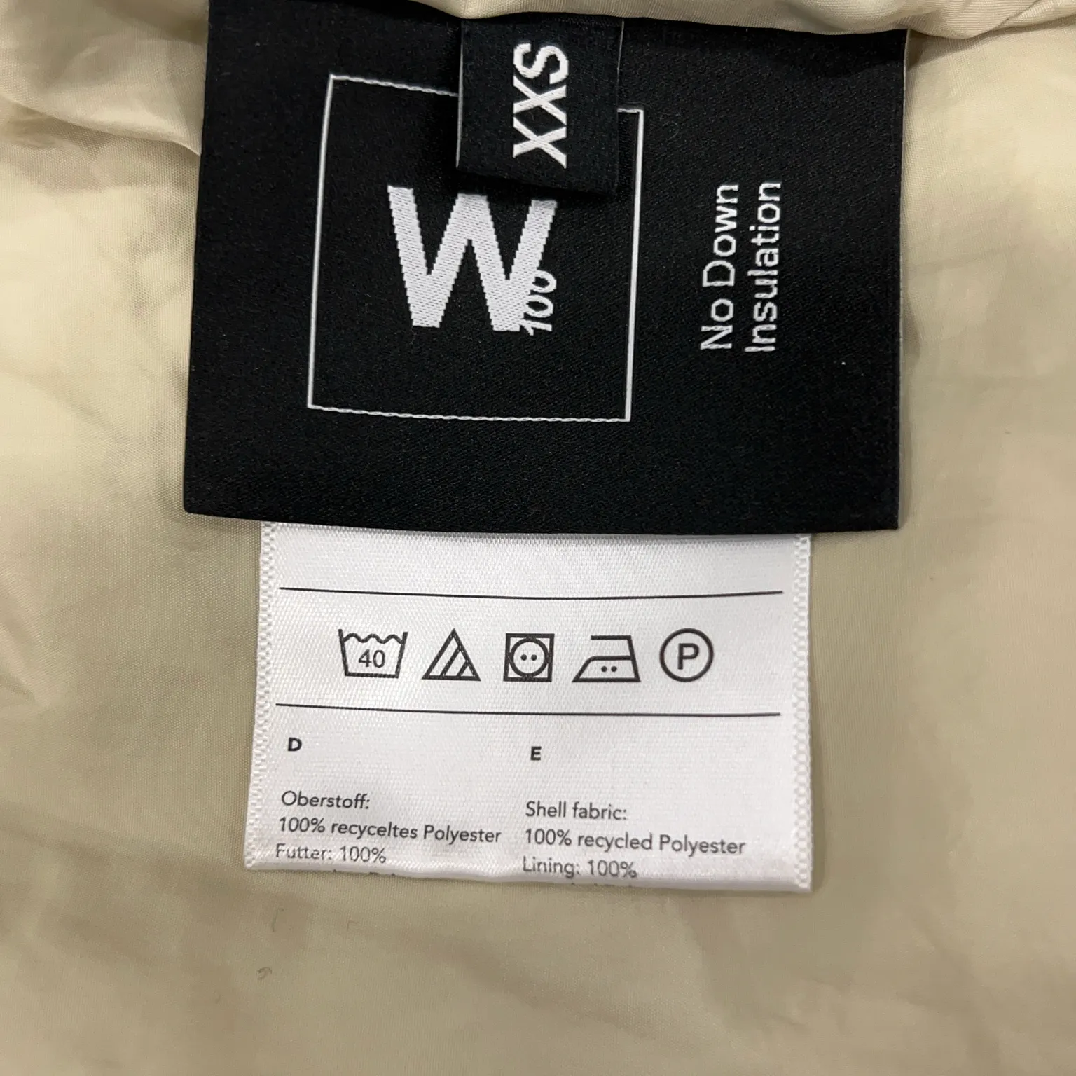 Embassy of Bricks and Logs - bild 4