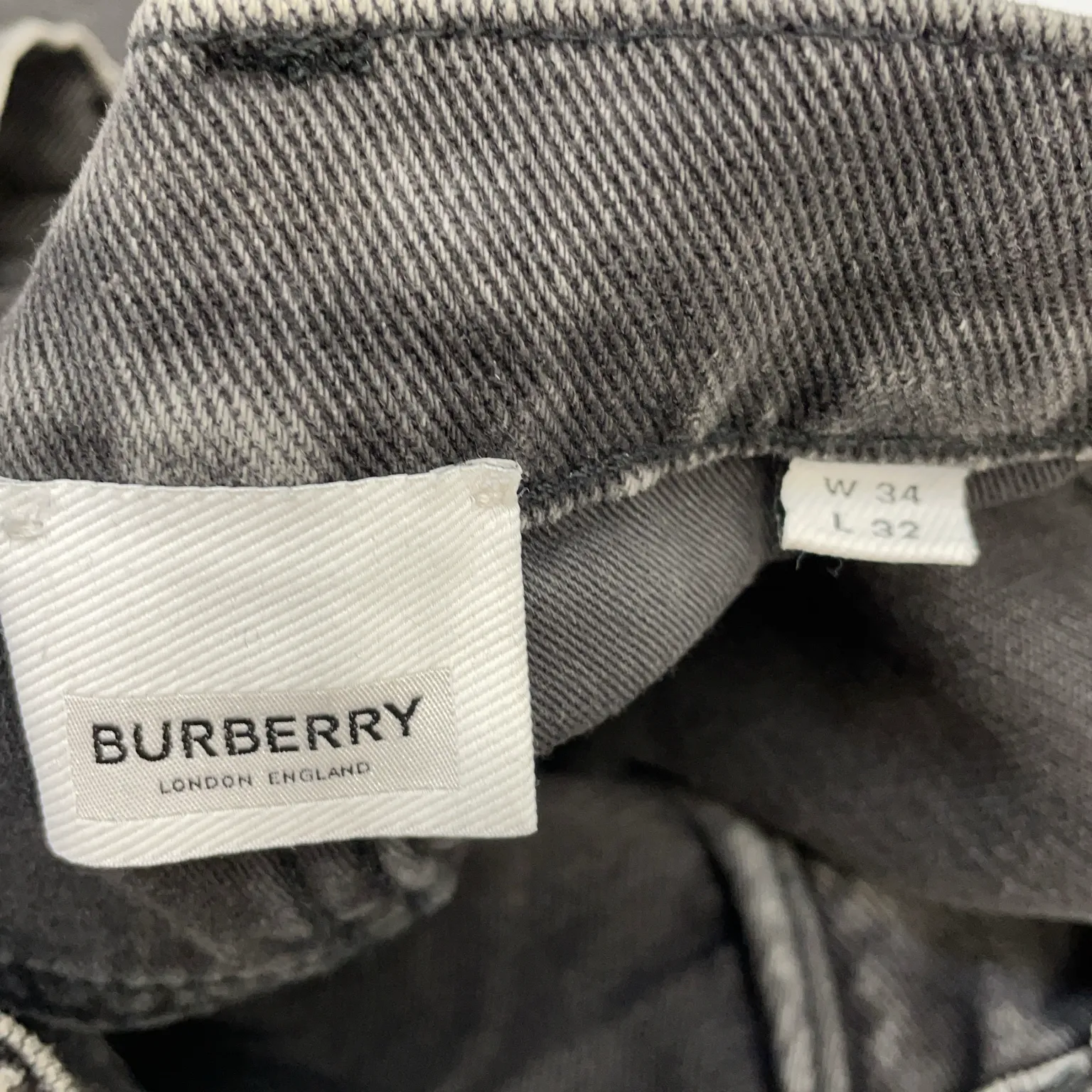 Burberry - bild 3