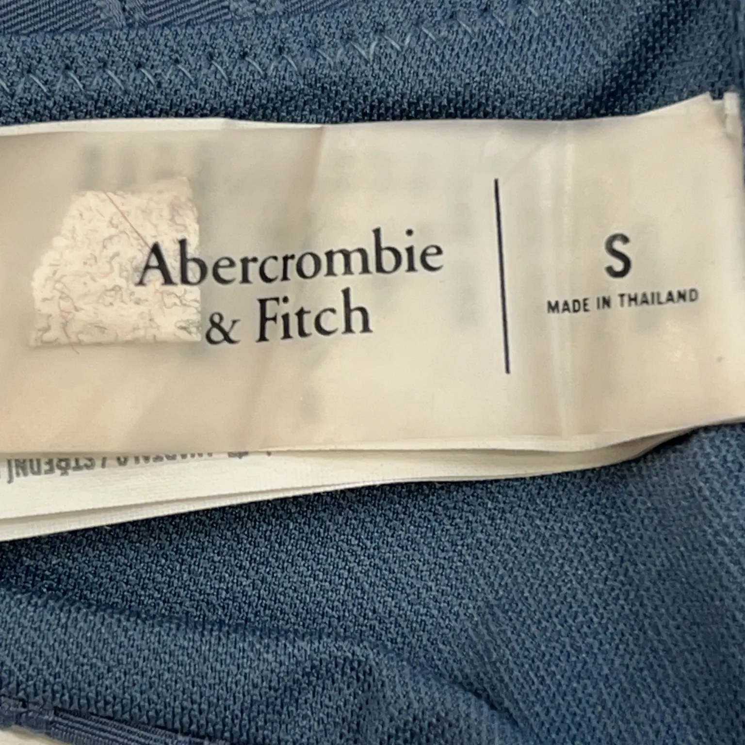 Abercrombie & Fitch - bild 3