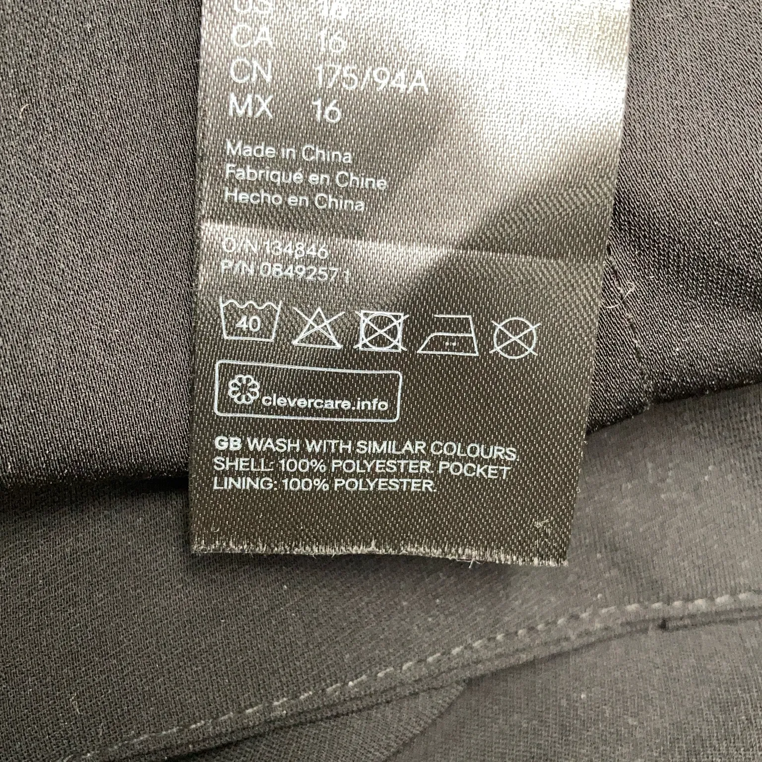 H&M Modern Classic - bild 4