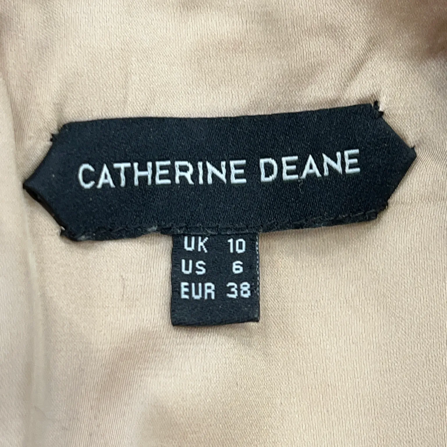 Catherine Deane - bild 3