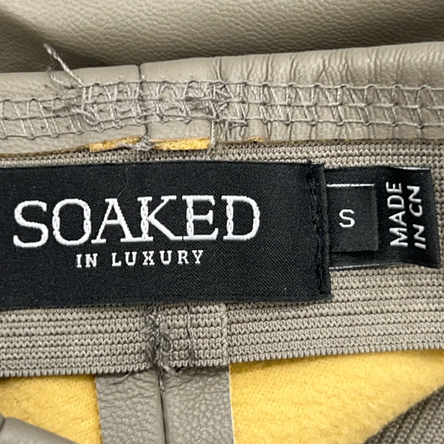 Soaked in Luxury - bild 3