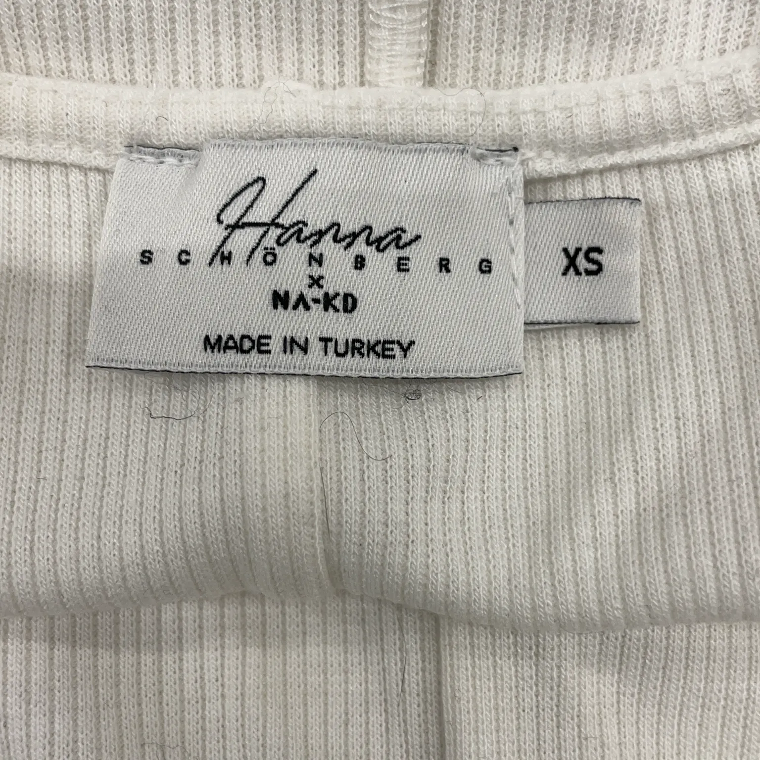 Hanna Schönberg x NA-KD - bild 3