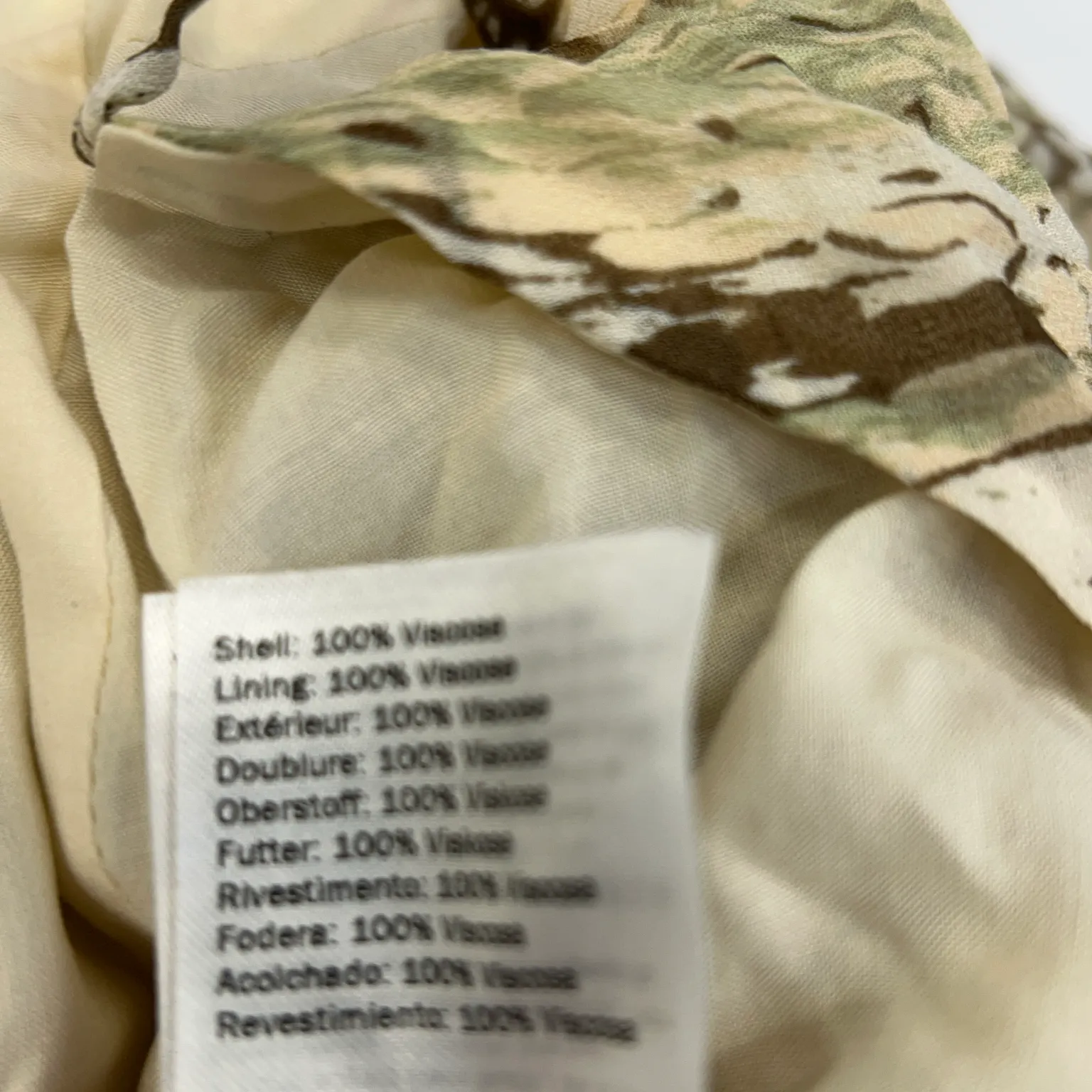 Second Female - bild 4