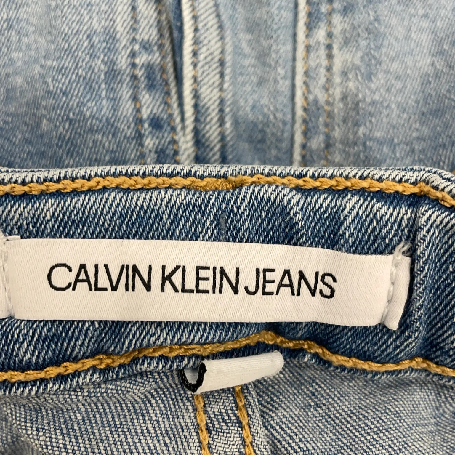 Calvin Klein Jeans - bild 3
