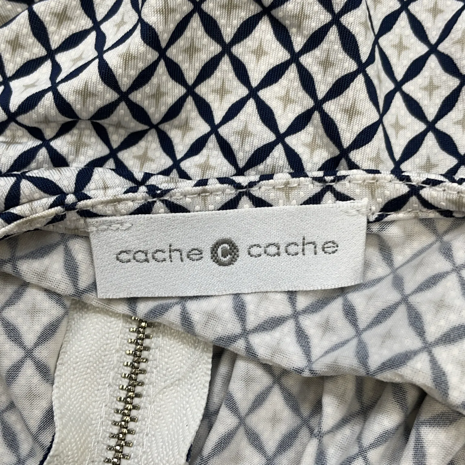 Cache Cache - bild 3