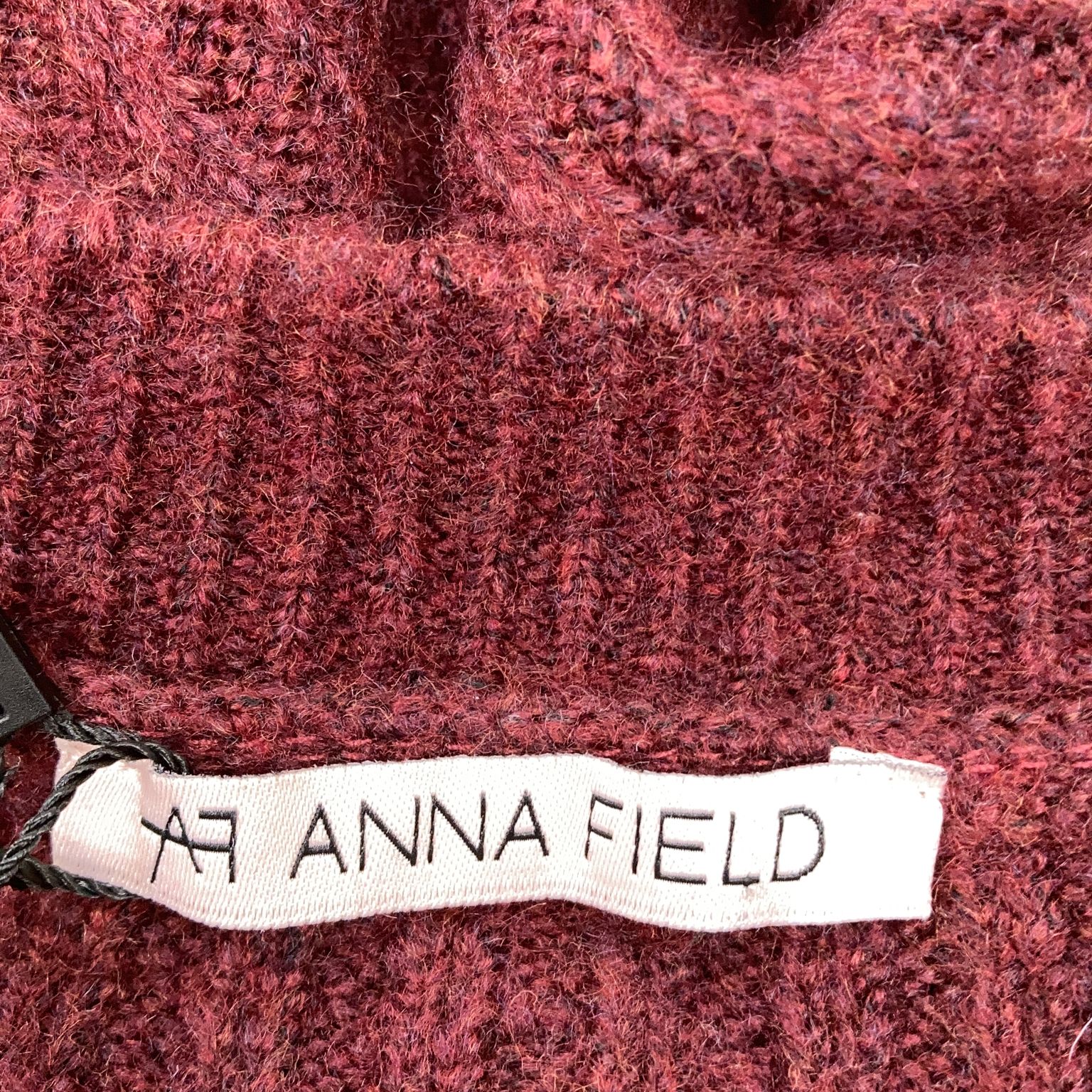 Anna Field